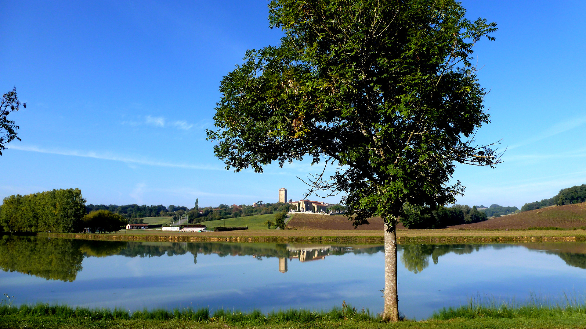 Wallpapers Trips : Europ France > Midi-Pyrnes Le lac de Bassoues (Gers)