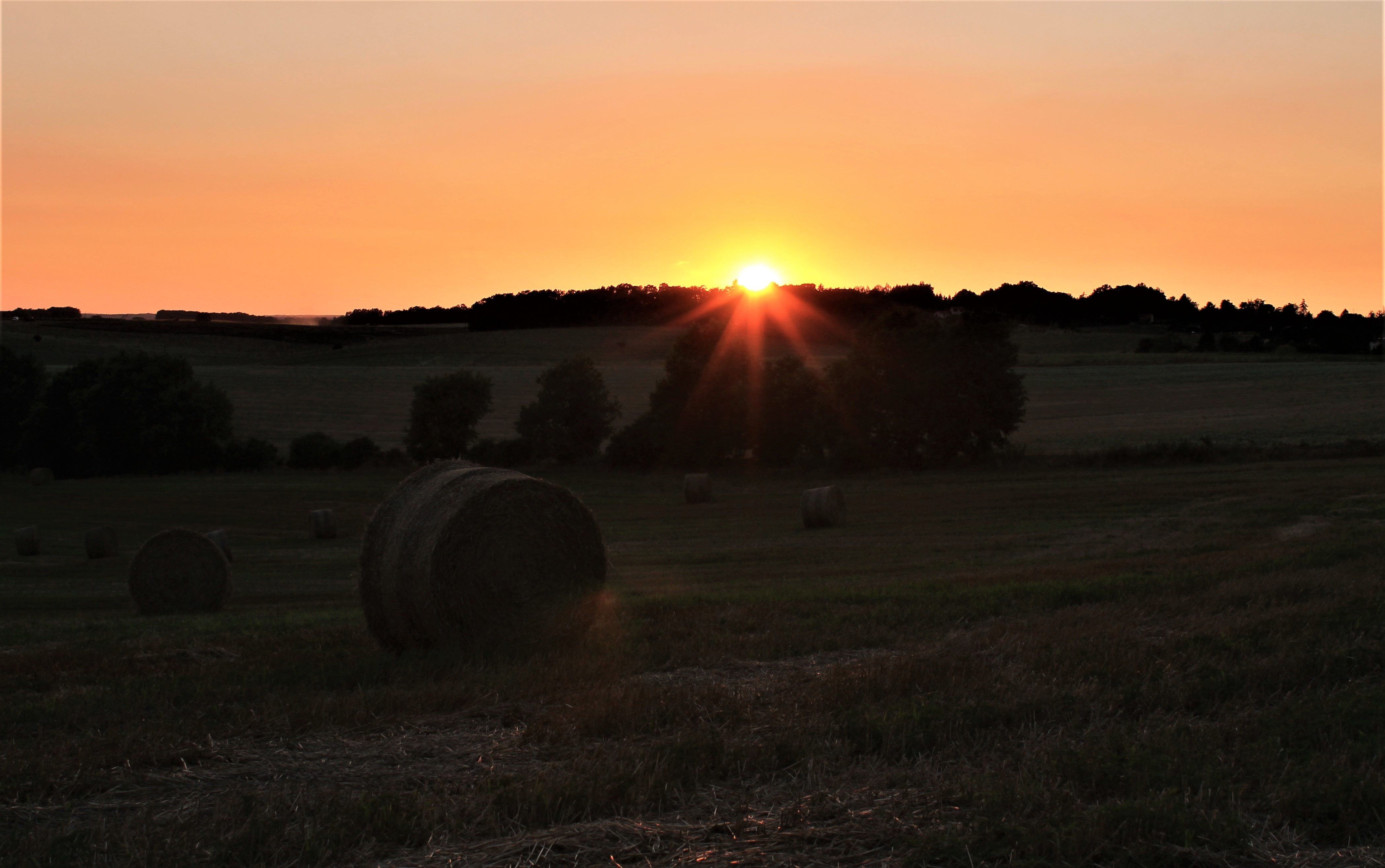 Wallpapers Nature Sunsets and sunrises 