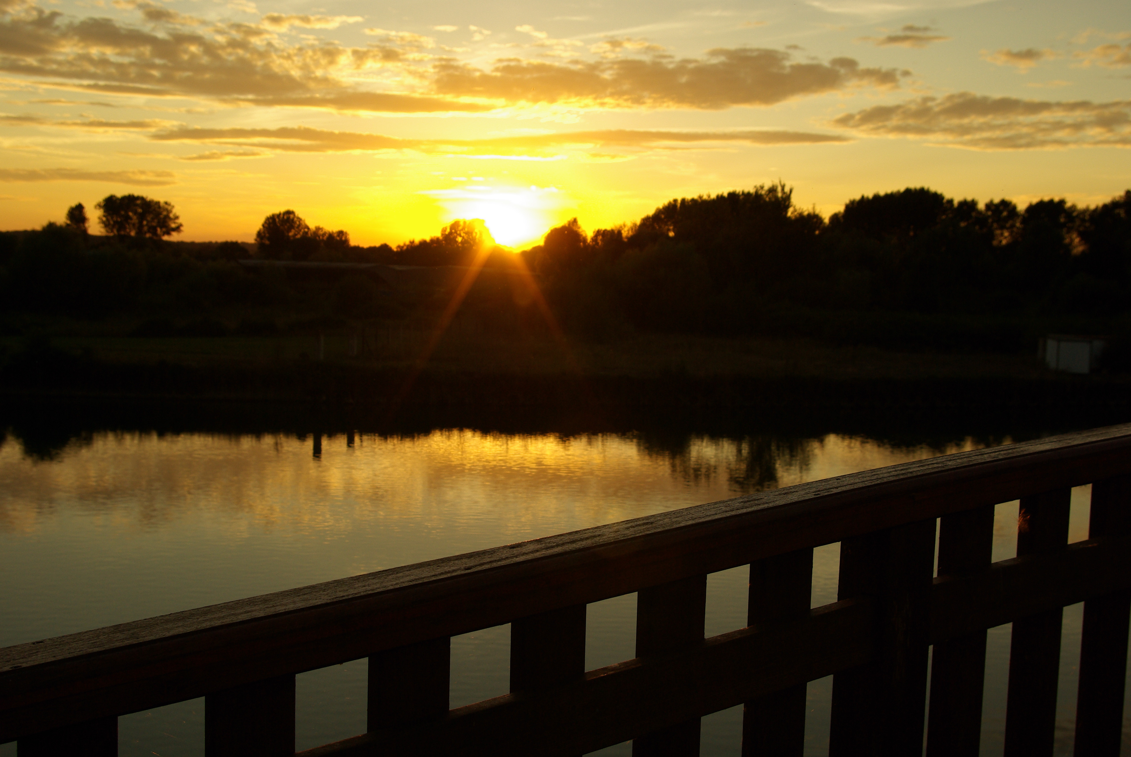 Fonds d'cran Nature Couchers et levers de Soleil 