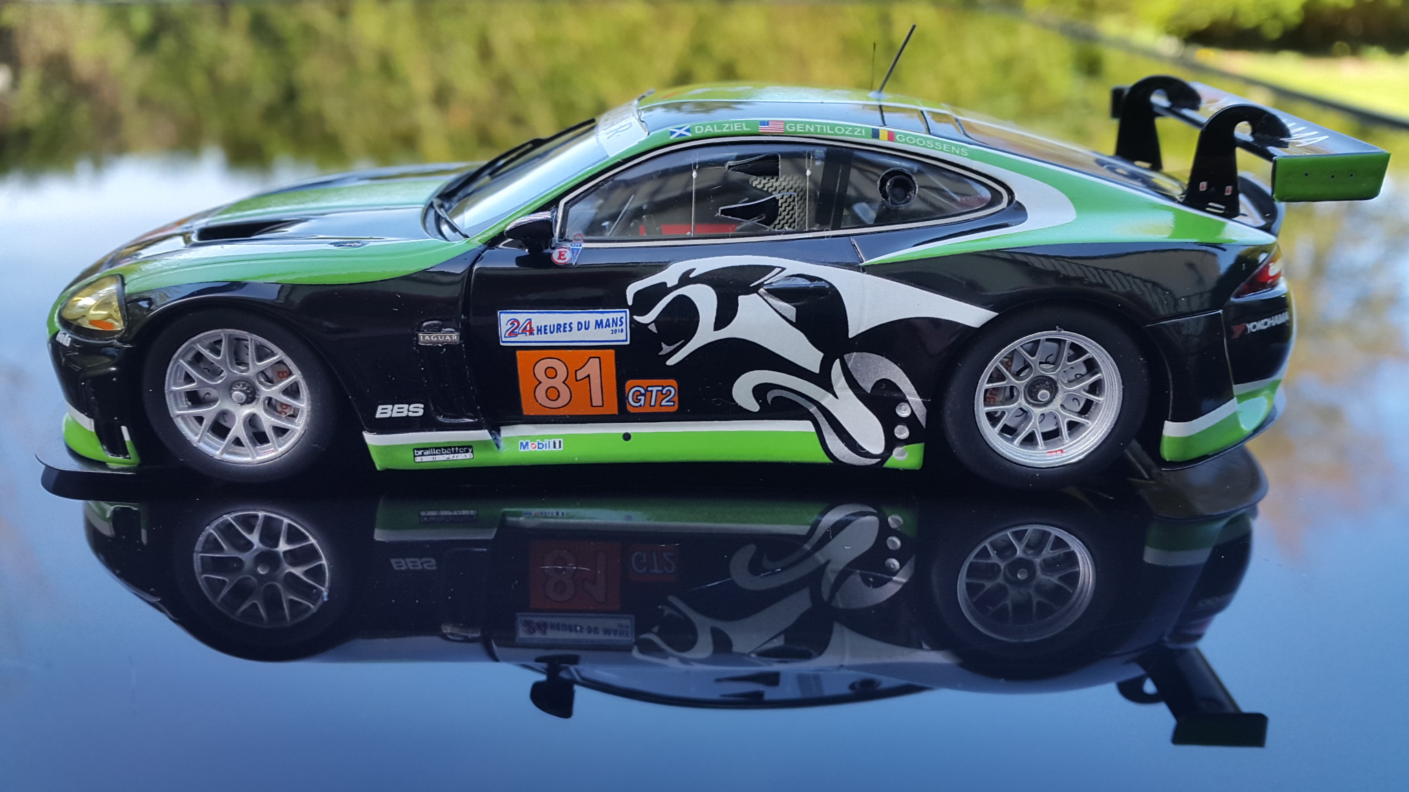 Wallpapers Cars Cars - Toys Jaguar XKR - RSR GT2 (24 Heures du Mans 2010)