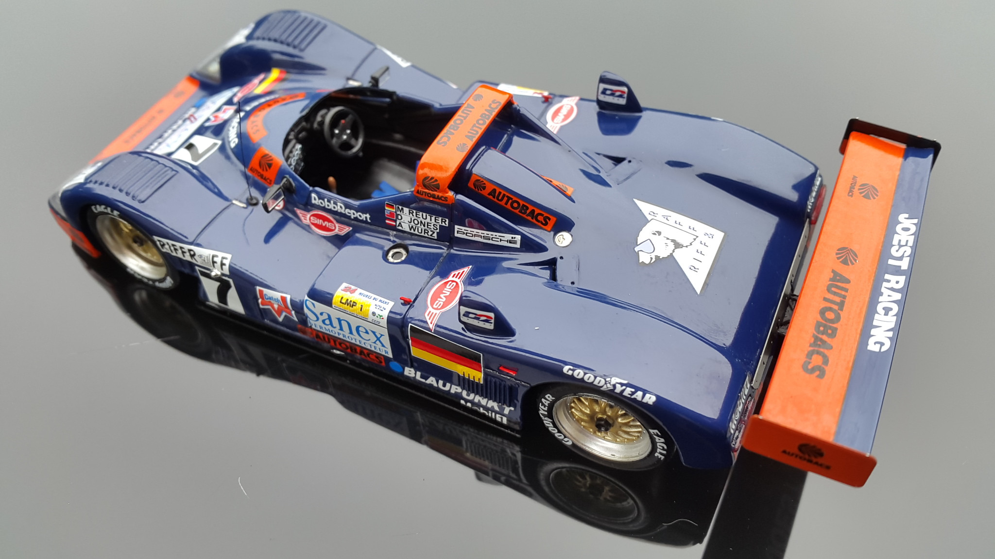 Wallpapers Cars Cars - Toys TWR - WSC (1ére place 24 Heures du Mans 1996: Wurz,Reuter,Jones) 