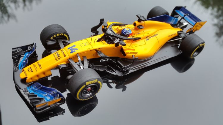 Fonds d'cran Voitures Voitures miniatures Mc LAREN-RENAULT MCL33 (2018 - Fernando ALONSO)