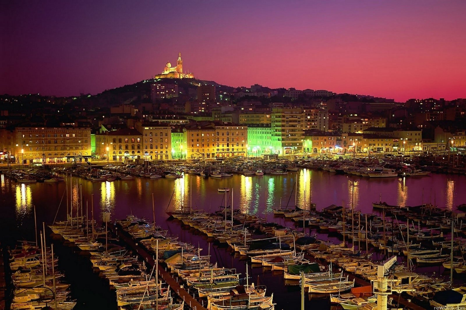 Fonds d'cran Nature Paysages Port de Marseille illumin