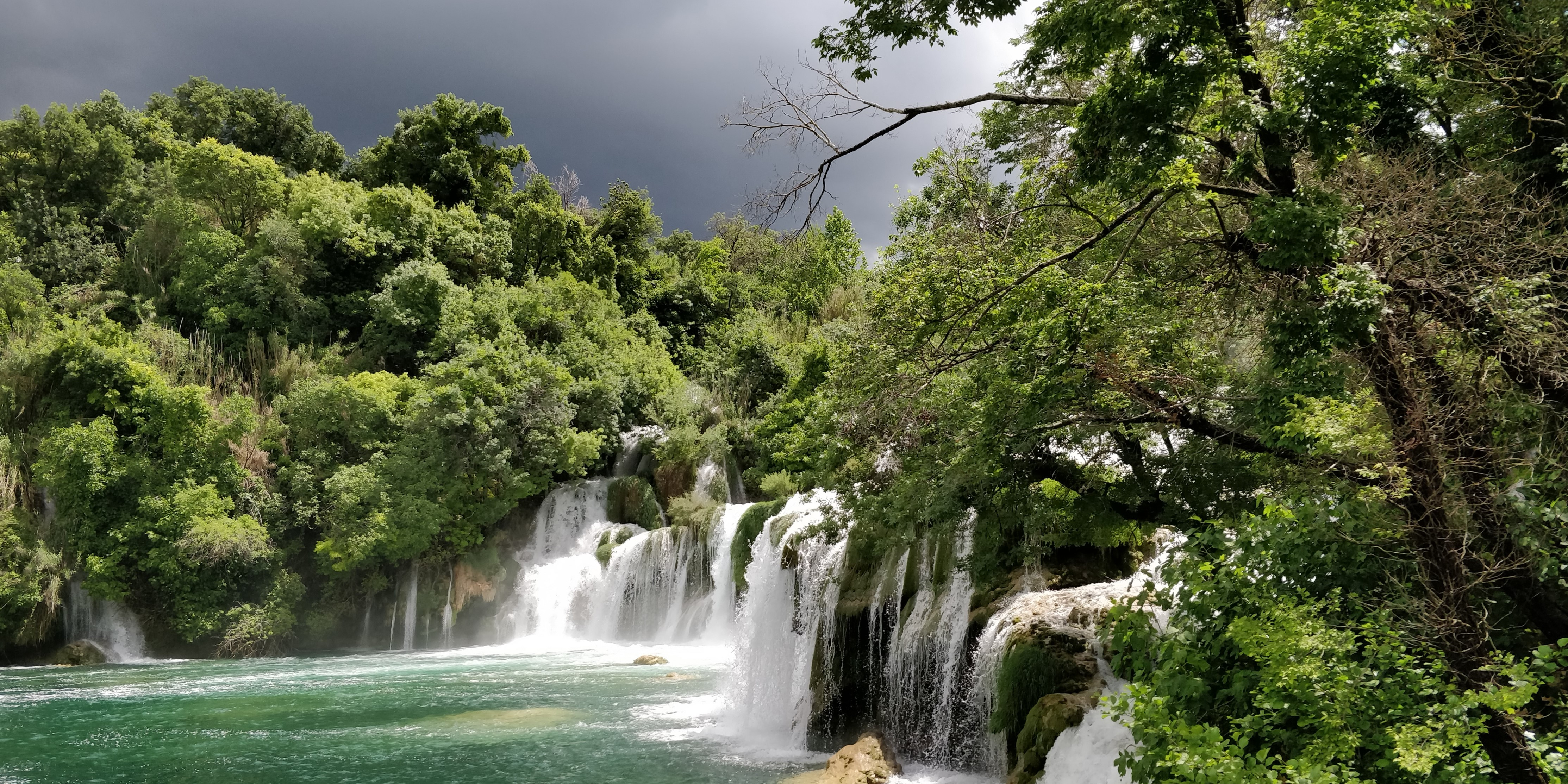 Fonds d'cran Nature Cascades - Chutes 