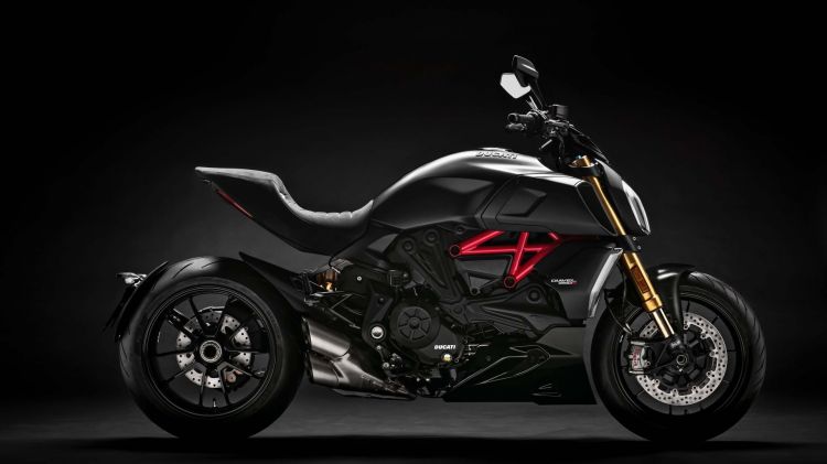 Fonds d'cran Motos Ducati Wallpaper N465360