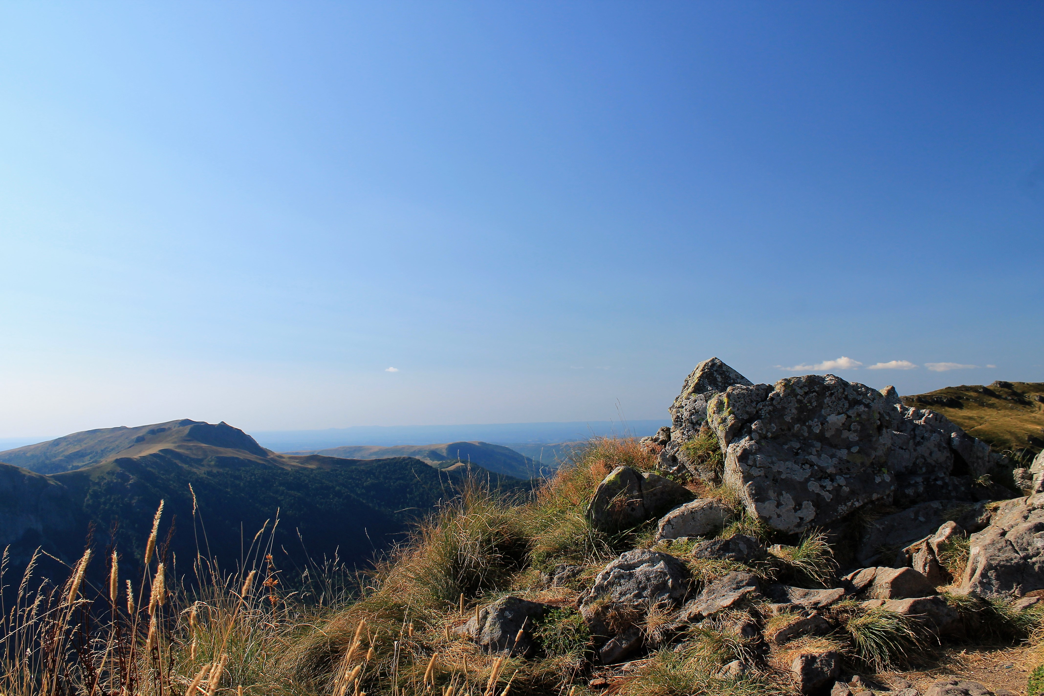 Fonds d'cran Nature Montagnes au puy mary