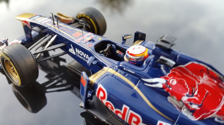 Wallpapers Cars Cars - Toys Toro Rosso STR8 (2013 - Jean Eric VERGNE)