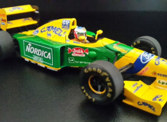  Cars Benetton - Ford B193b (M.Schumacher - 1993)