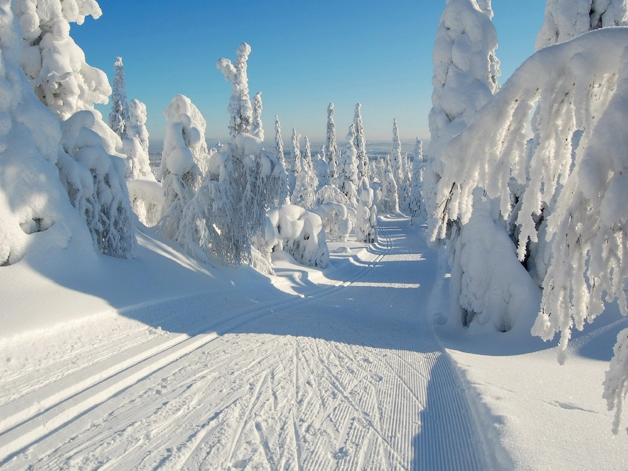 Fonds d'cran Nature Saisons - Hiver Hiver - Route enneige