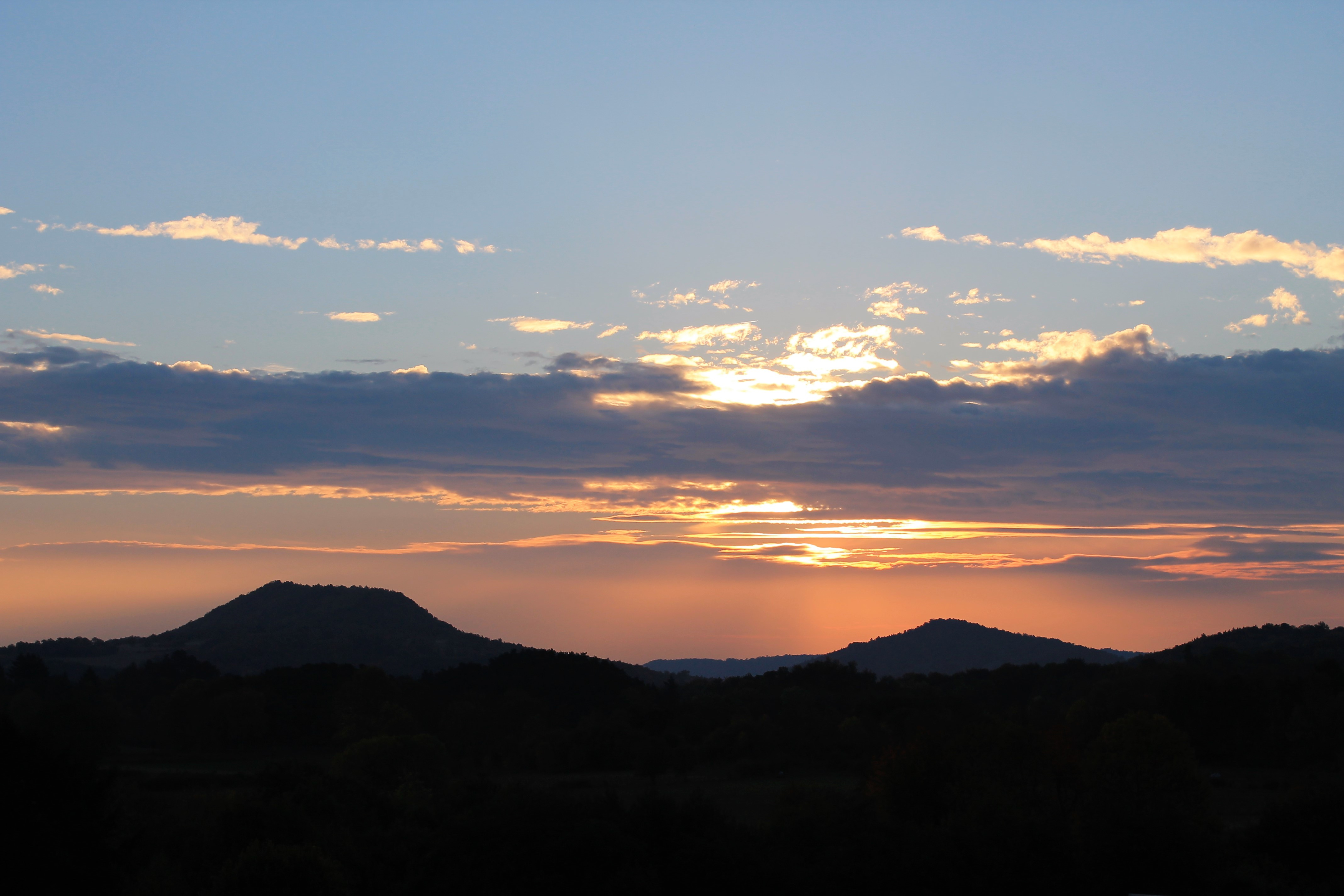 Fonds d'cran Nature Couchers et levers de Soleil 