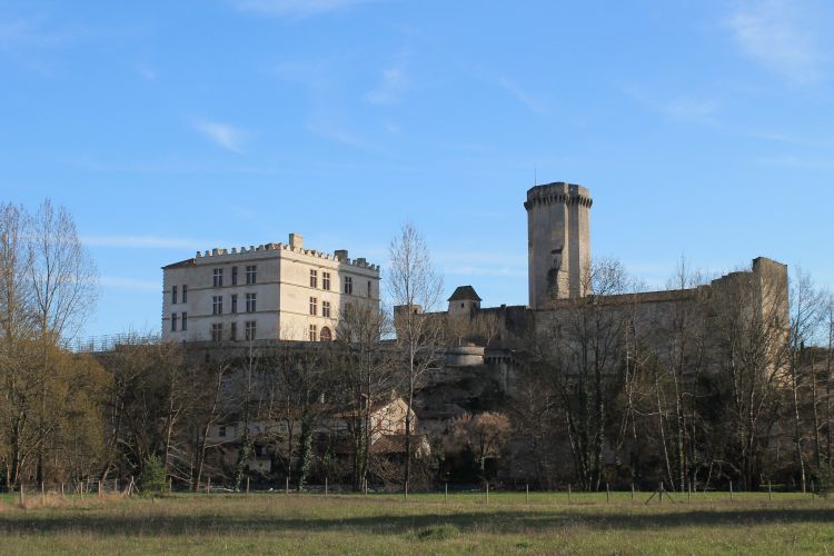 Fonds d'cran Constructions et architecture Chteaux - Palais chteau de Bourdeilles