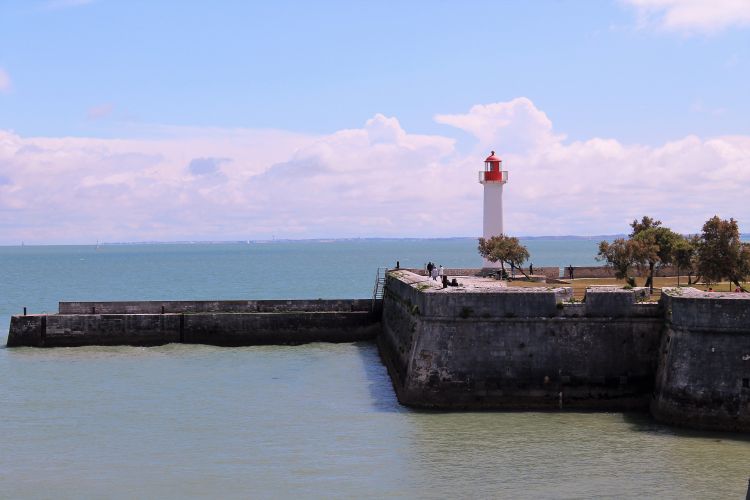 Wallpapers Constructions and architecture Harbours - Docks st martin de ré