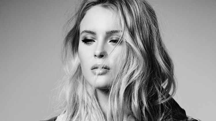 Wallpapers Music Zara Larsson Wallpaper N474689