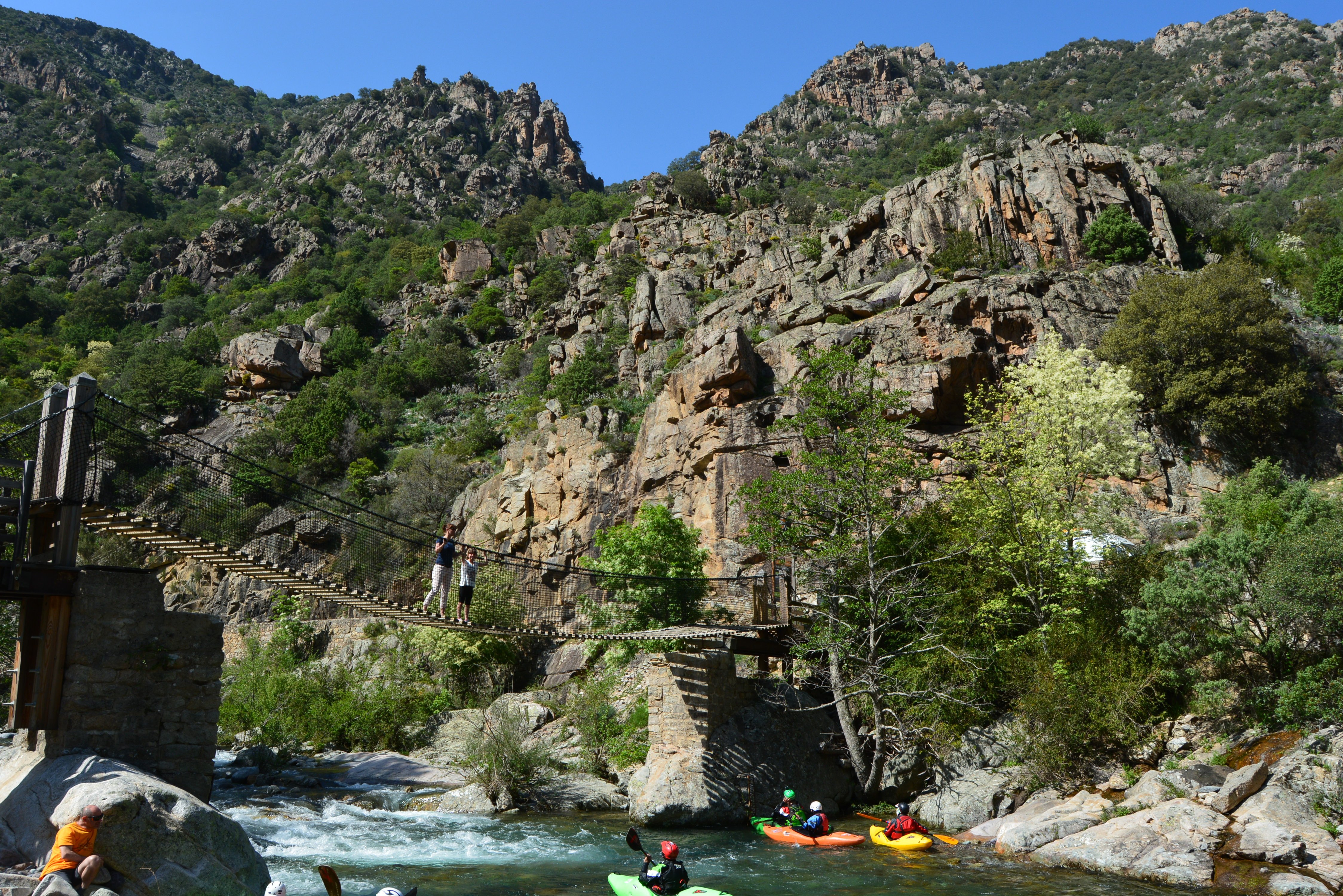 Fonds d'cran Nature Fleuves - Rivires - Torrents Asco vallée aventure