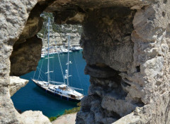  Bateaux Voilier sur le port de Bonifacio