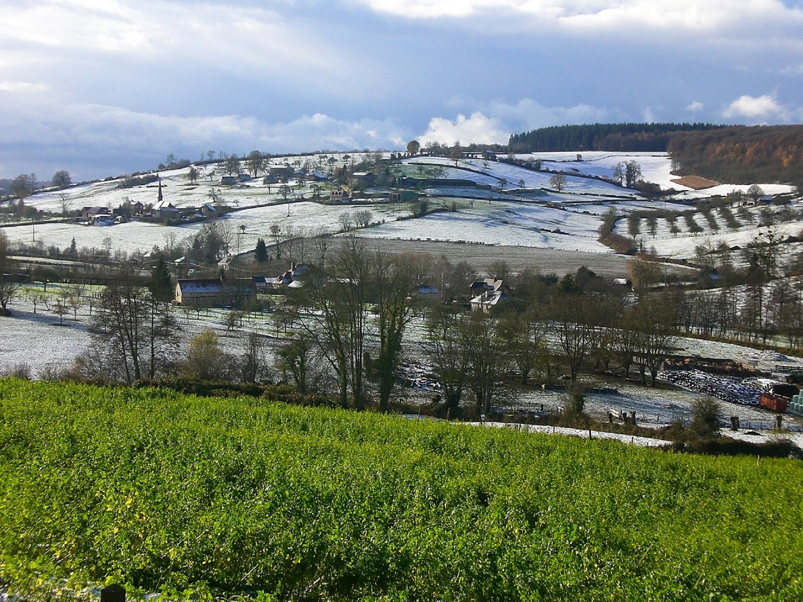 Wallpapers Constructions and architecture Cities - Towns CAMEMBERT sous la neige