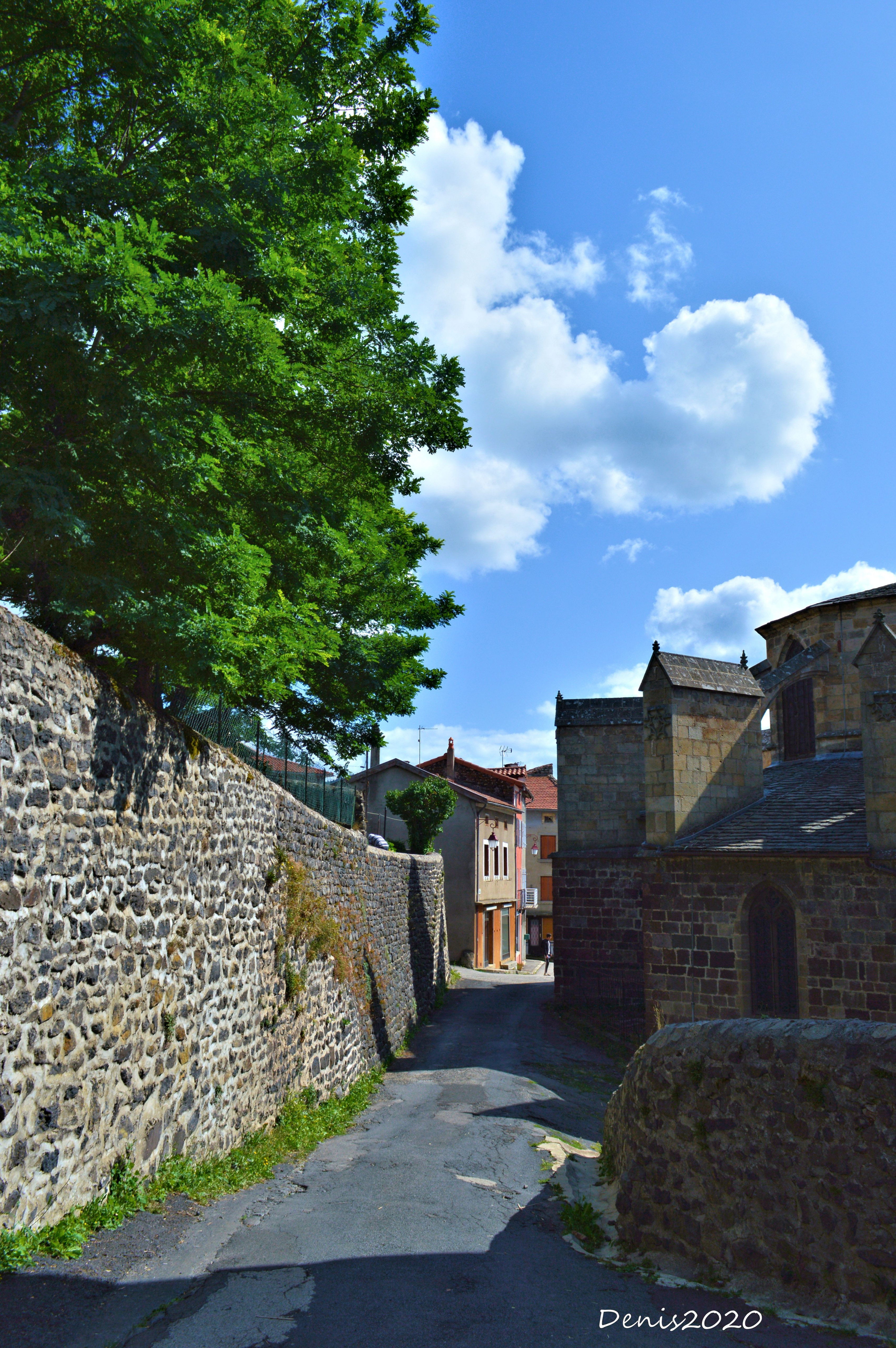 Wallpapers Constructions and architecture Religious Buildings LE MONASTIER SUR GAZEILLE