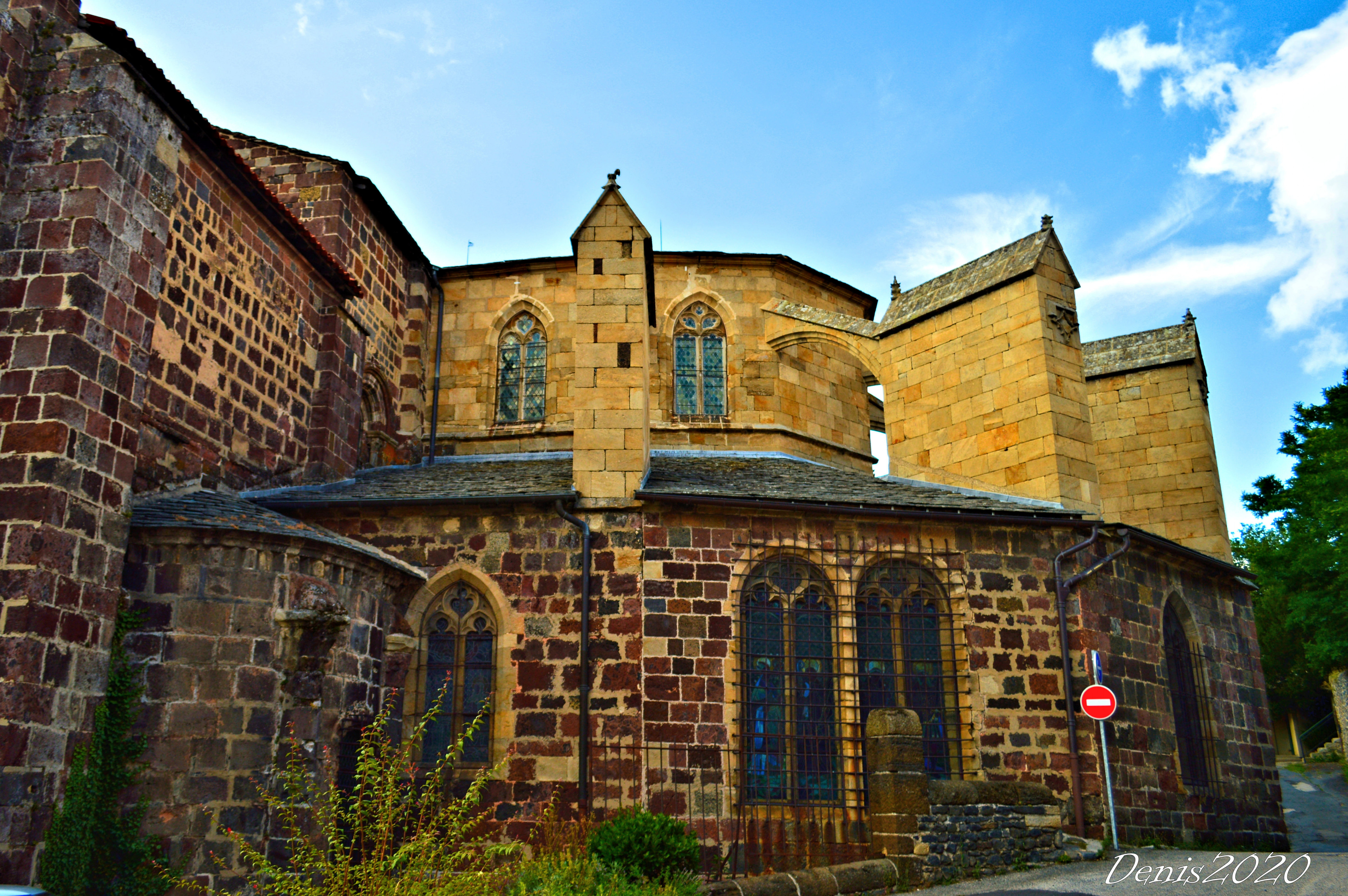 Wallpapers Constructions and architecture Religious Buildings LE MANASTIER SUR GAZEILLE