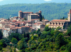  Voyages : Europe Le village de Callian (Var)