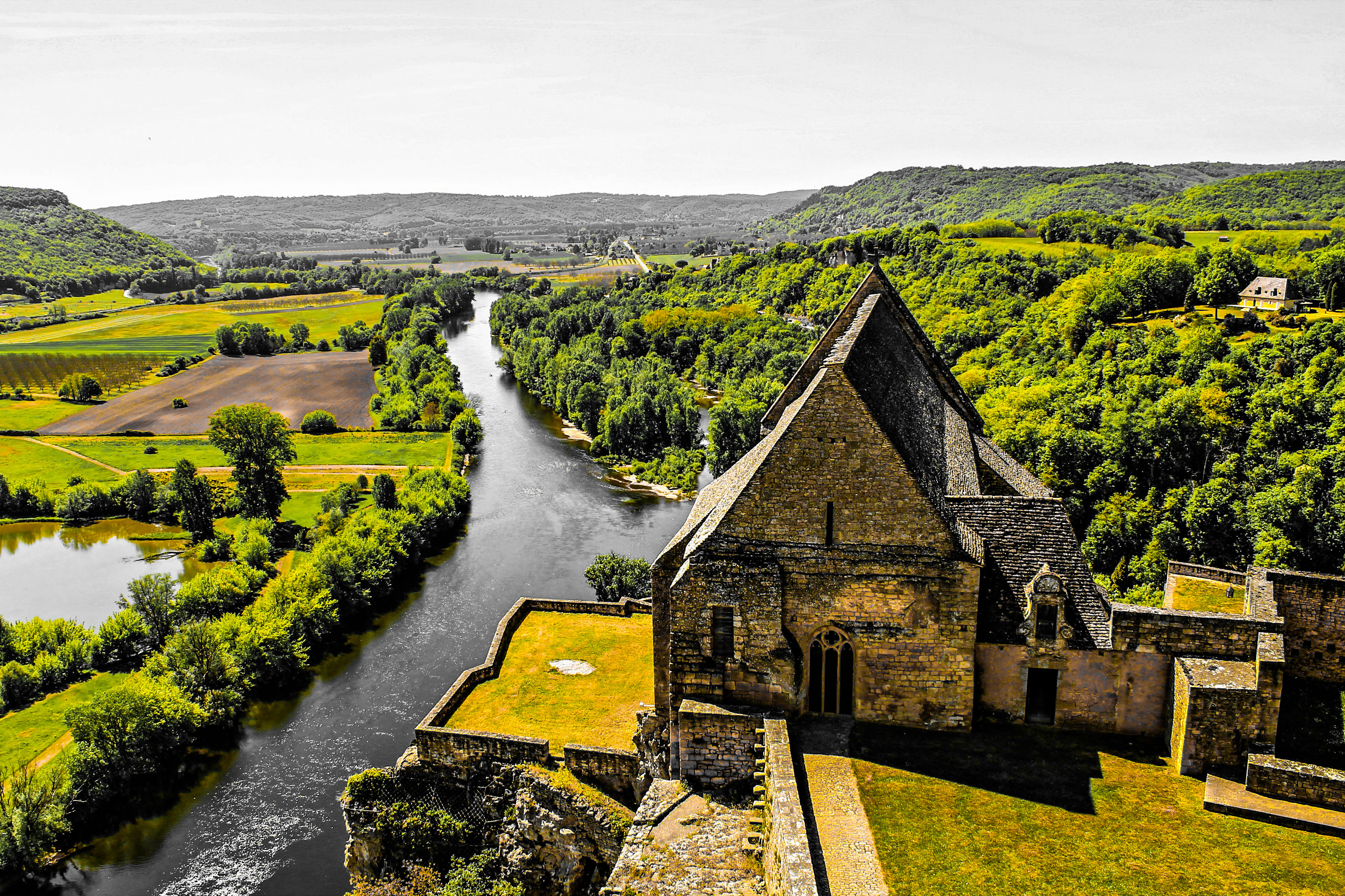 Fonds d'cran Constructions et architecture Chteaux - Palais chteau de Beynac (dordogne)