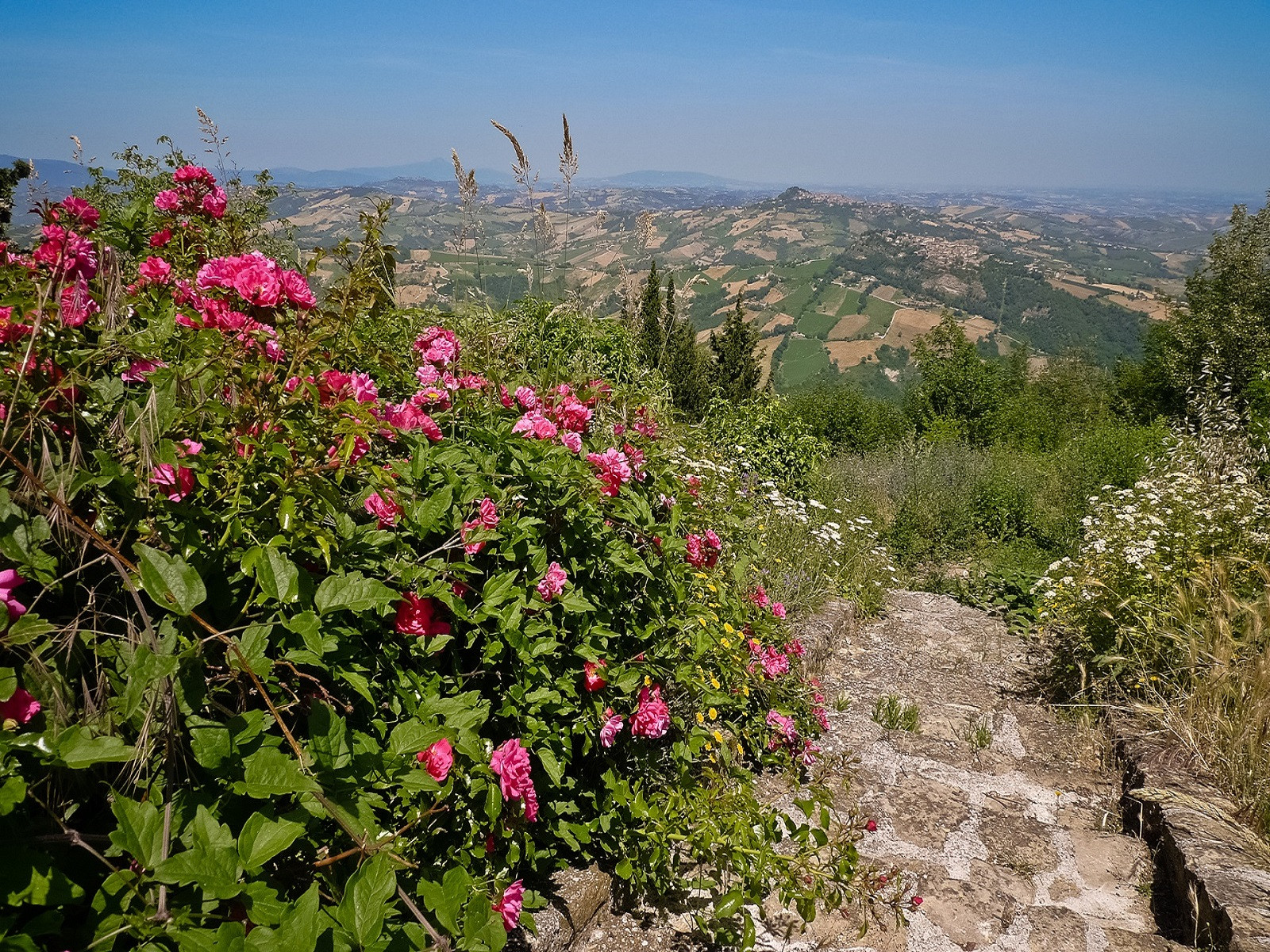 Wallpapers Nature Landscapes Au bout du chemin...