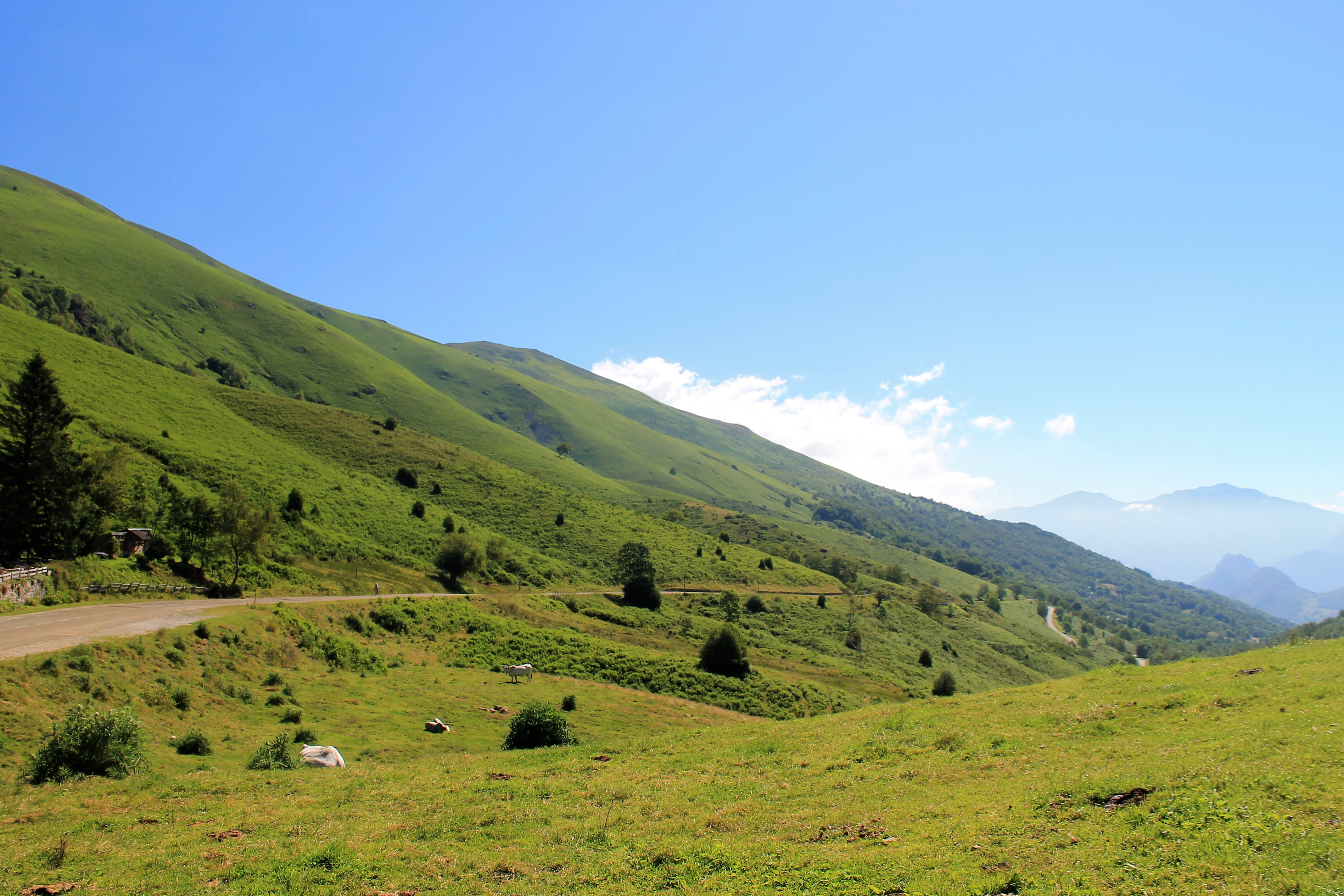 Fonds d'cran Nature Montagnes pyrénnées ariégeoises