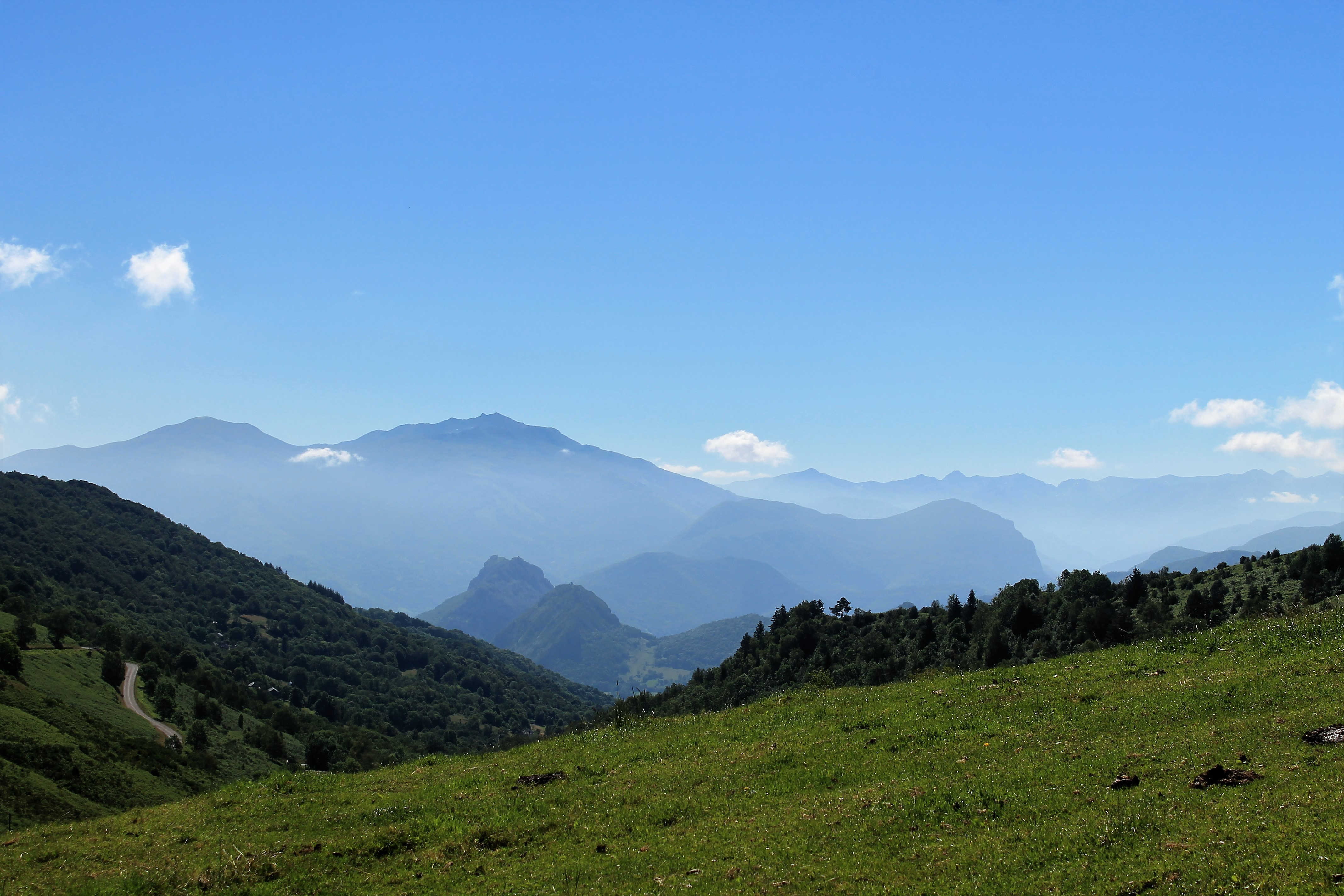 Fonds d'cran Nature Montagnes pyrénnées ariégeoises