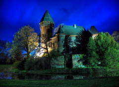  Constructions et architecture Château le soir