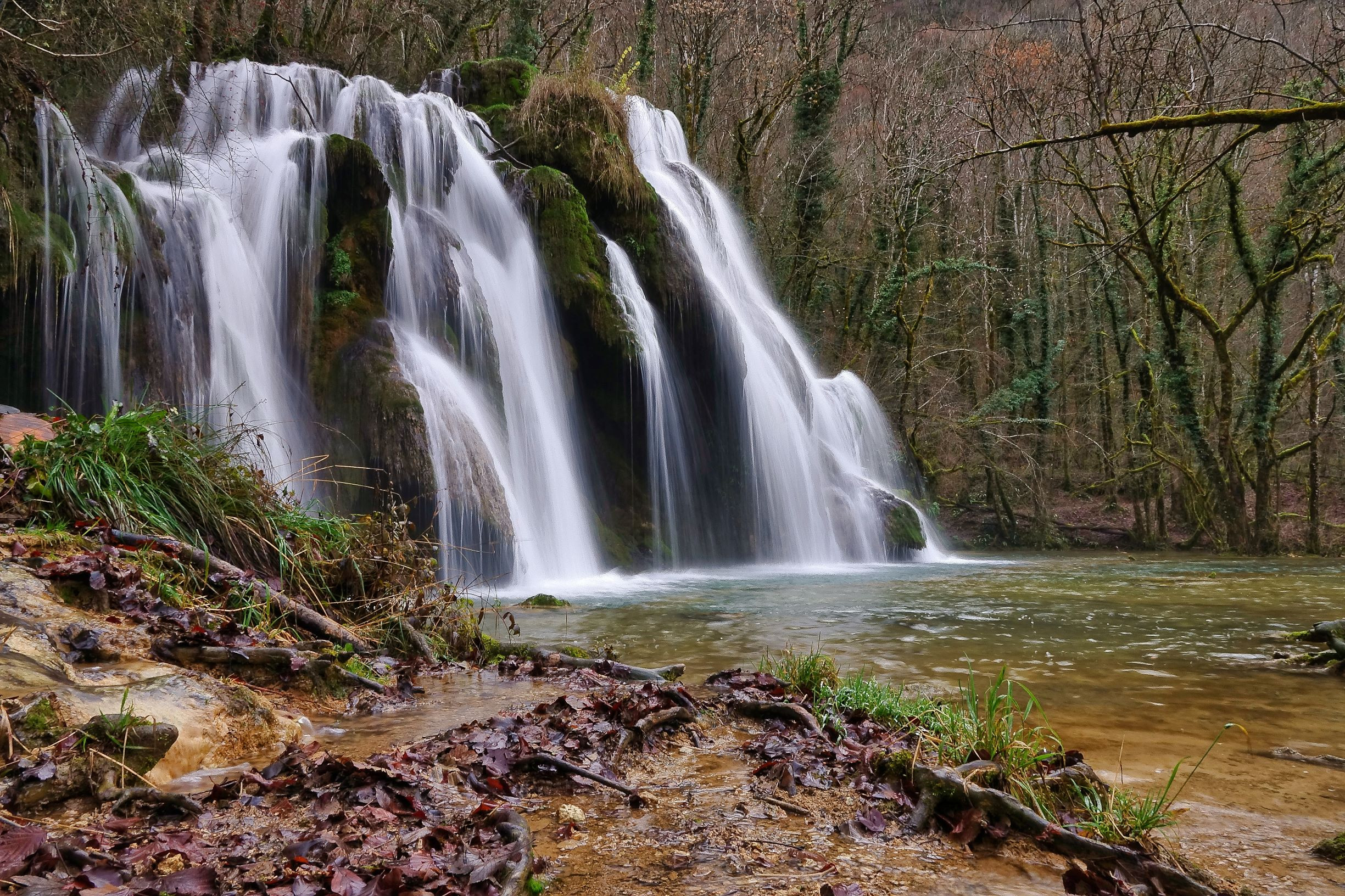 Fonds d'cran Nature Cascades - Chutes Cascade des Tufs 