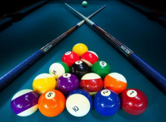  Sports - Loisirs billiard balls cue table