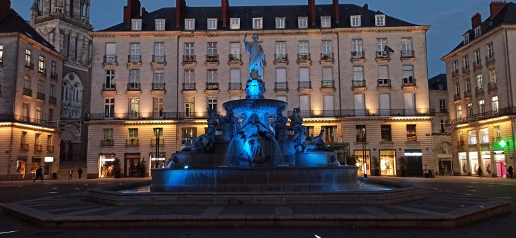 Wallpapers Trips : Europ France > Pays de Loire Nantes - Place Royale