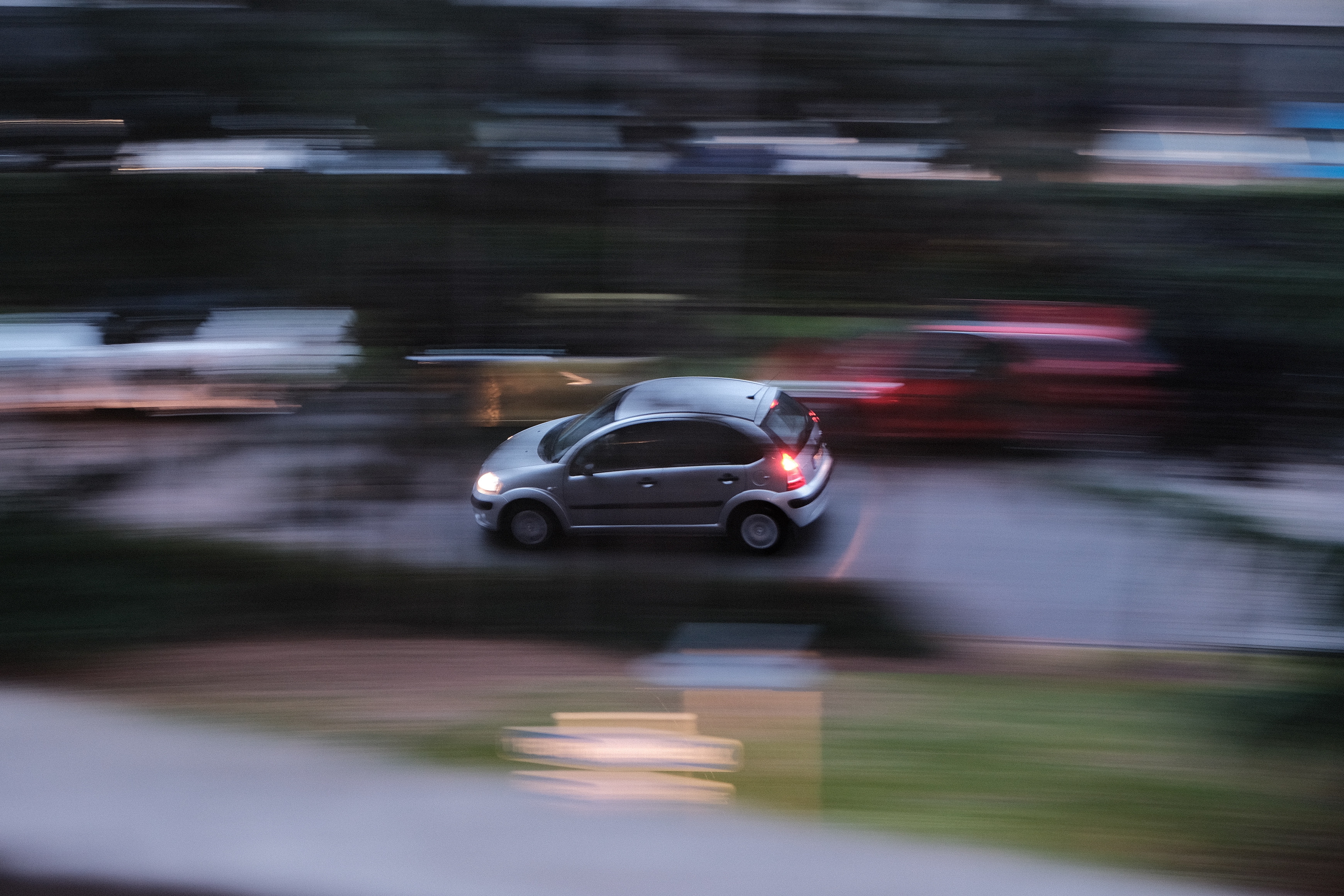 Fonds d'cran Voitures Divers A driving car