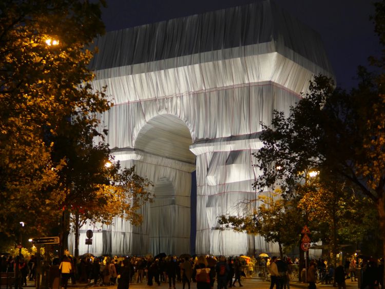 Fonds d'cran Constructions et architecture Statues - Monuments L'arc de triomphe habill par Christo