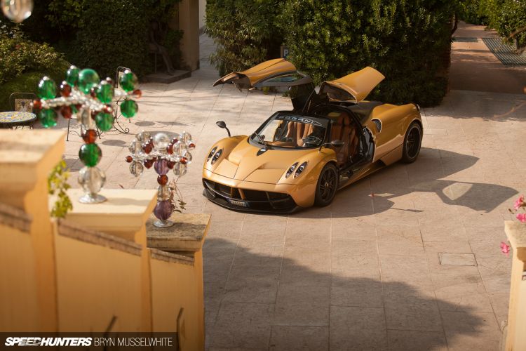 Fonds d'cran Voitures Pagani Pagani Huayra