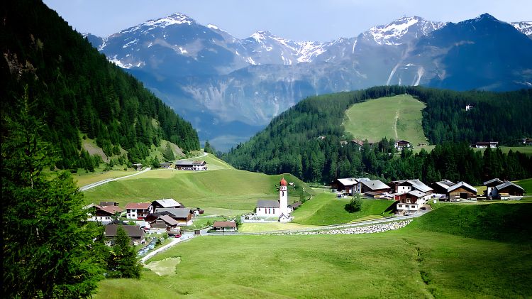 Wallpapers Trips : Europ Austria Le village de Niederthai en juin